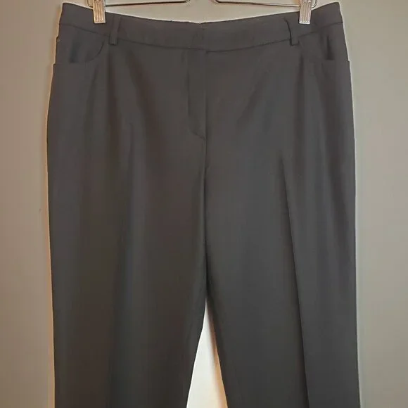 Akris Punto Cuffed Pants Black Twill Flat Front Straight Ankle Length 12 FR44